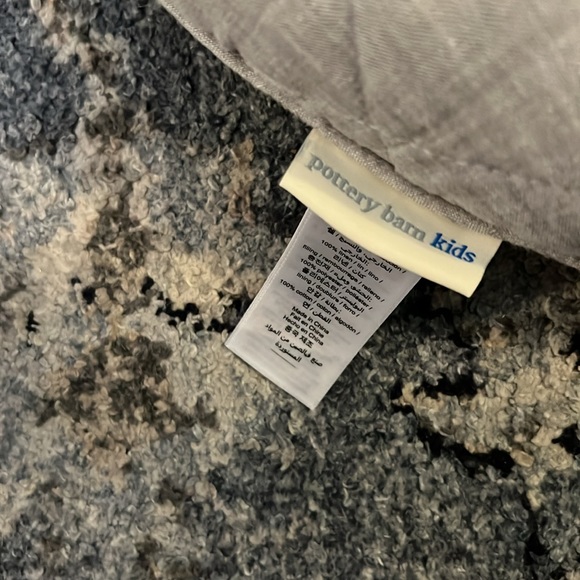 🩶PB Kids/Boppy🩶 PRISTINE Grey Boppy/Nursing Pillow. Absolutely new condition. - Picture 3 of 7